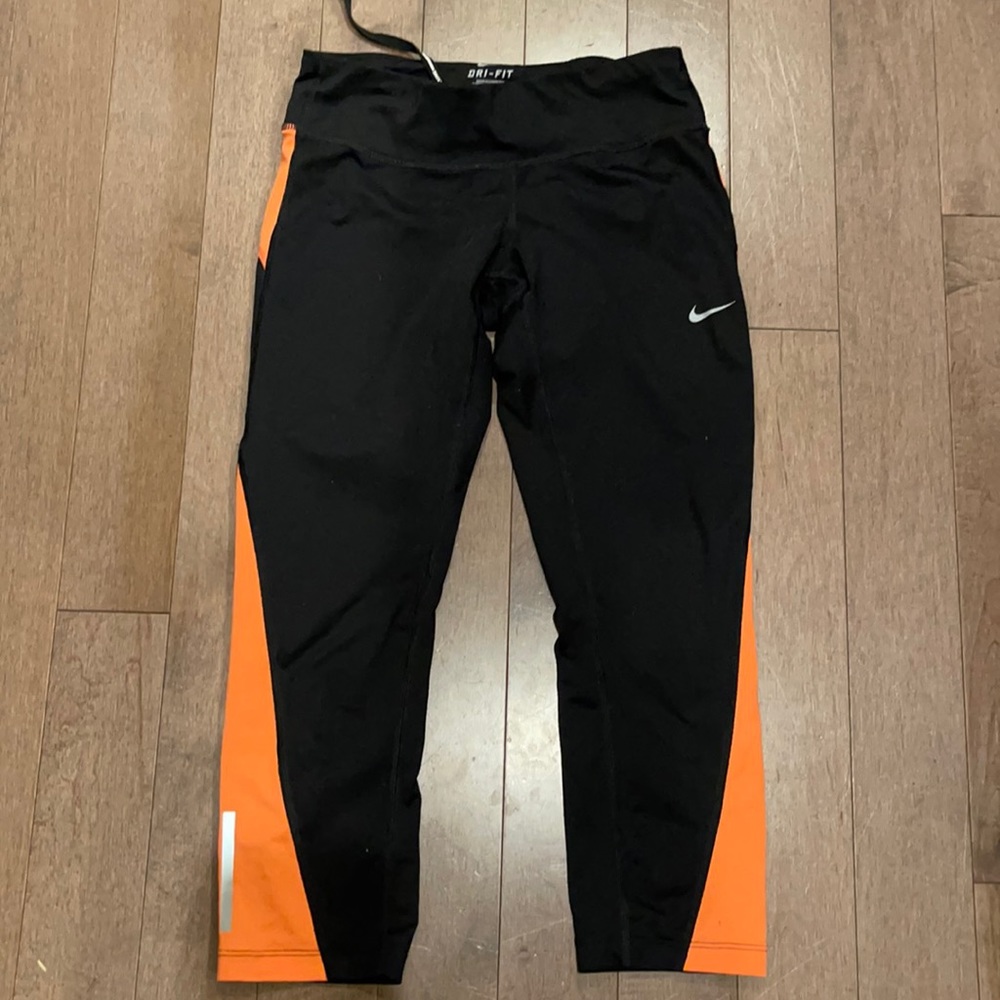 Nike Workout Pants (capri)